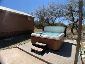 Walnut Canyon Cabins: 7 Scenic Cabins in Hill Country + Wildlife Views image 45