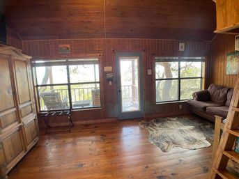 Walnut Canyon Cabins: 7 Scenic Cabins in Hill Country + Wildlife Views image 14