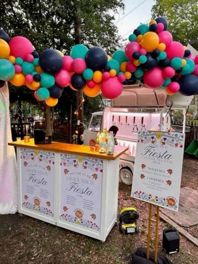 OC’s Ultimate Mobile Bar Cart Experience: Sip Social Co. image 4