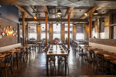 Plates Restaurant & Bar image 11