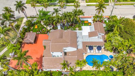 Hibiscus Key: Private Pool Villa Near Beach Perfect for Bachelorettes & Birthdays image 15