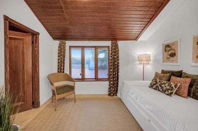 Hibiscus Key: Private Pool Villa Near Beach Perfect for Bachelorettes & Birthdays image 79