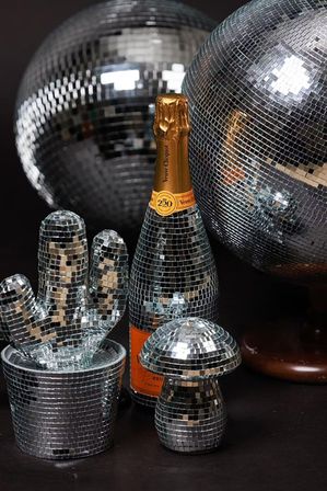 Disco, Wine & Design! Crafting Materials + Welcome Drink Included image 1