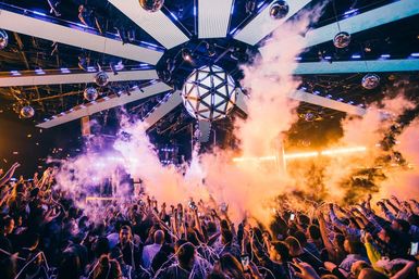 Hip Hop Party Bus Nightclub Crawl image