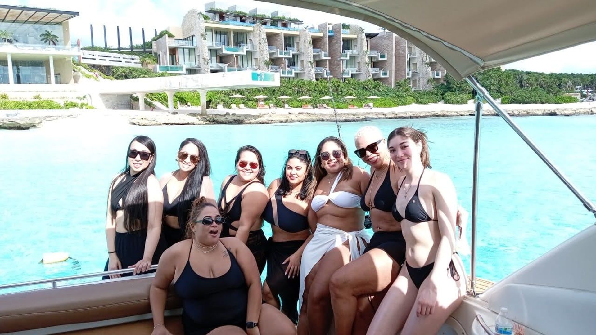 Private 40-ft Catamaran Cruise: 4 Hours for Up to 30 Guests image 1