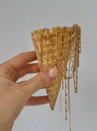 The Link Lounge: Permanent Jewelry on Wheels image 3