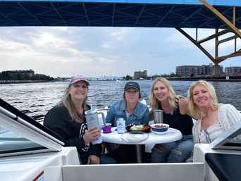 Milwaukee River and Lake Michigan Boat Rental with Onboard Amenities image 3
