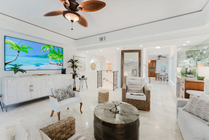Beach Luxury Villa: 3 BR with Views, Elevator & Private Pool in Boca image 8