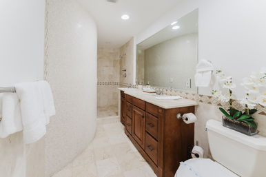 Beach Luxury Villa: 3 BR with Views, Elevator & Private Pool in Boca image 31