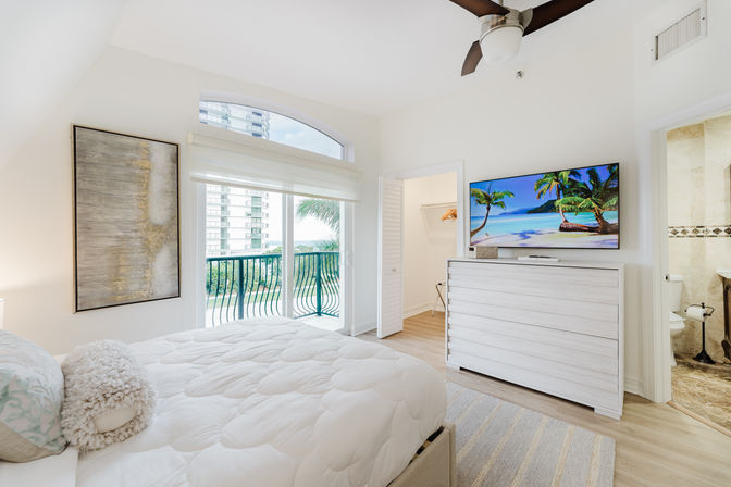 Beach Luxury Villa: 3 BR with Views, Elevator & Private Pool in Boca image 28