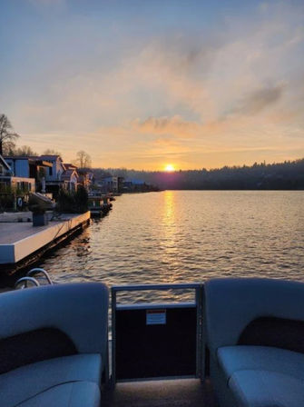 Willamette Falls Private BYOB Boat Tour (Up to 6 Passengers) image 15