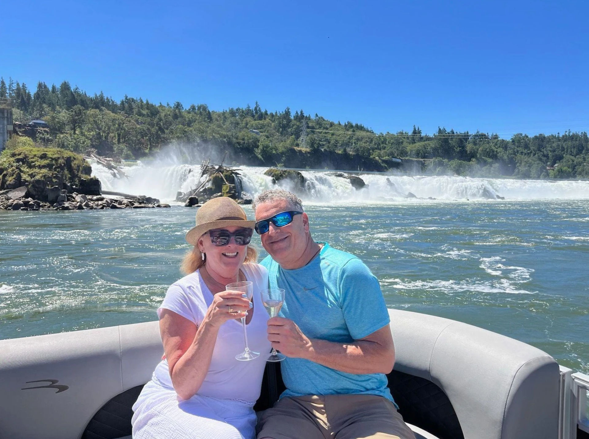 Willamette Falls Private BYOB Boat Tour (Up to 6 Passengers) image 1