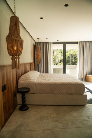 Caan Estate: Two Villas Combined into a Luxurious 10 BR Retreat with Concierge image 9