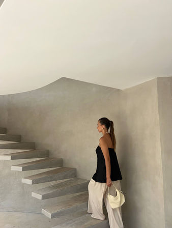 Caan Estate: Two Villas Combined into a Luxurious 10 BR Retreat with Concierge image 11