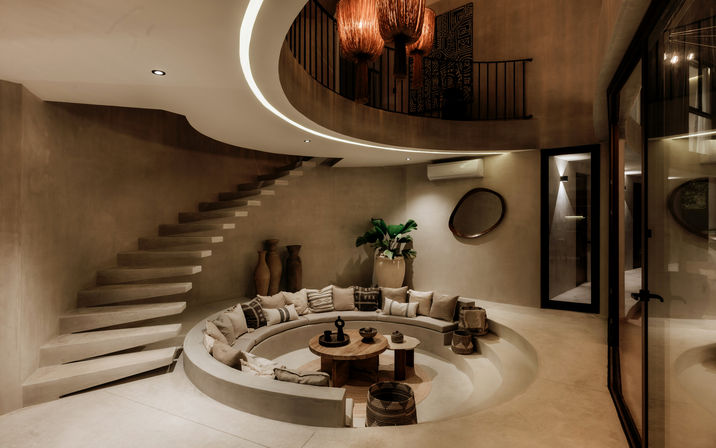 Caan Estate: Two Villas Combined into a Luxurious 10 BR Retreat with Concierge image 32