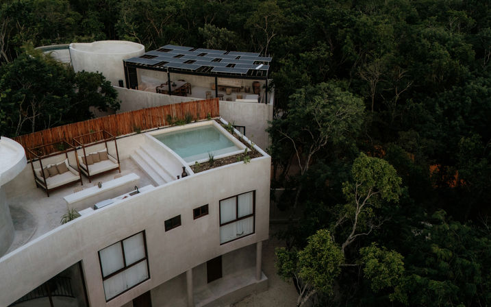 Caan Estate: Two Villas Combined into a Luxurious 10 BR Retreat with Concierge image 30