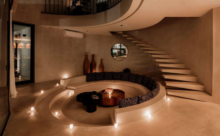 Caan Estate: Two Villas Combined into a Luxurious 10 BR Retreat with Concierge image 18