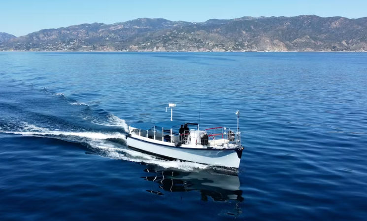 Spacious Private Party Cruise Around Marina Del Rey (BYOB) image 2