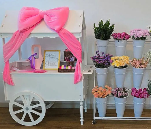 Bloom Bar Experience: Build Your Own Flower Bouquets image 11