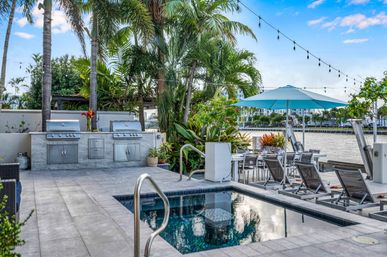 The Modern Castle: Luxury 8-BR Estate with Pool & Rooftop Lounge for Groups image 17