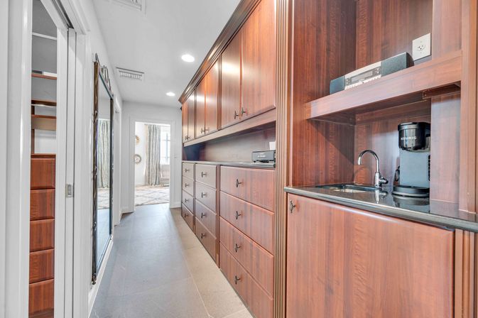 The Modern Castle: Luxury 8-BR Estate with Pool & Rooftop Lounge for Groups image 100