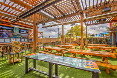 Game On at PKWY Tavern: Booze, Bites & Backyard Vibes image 4