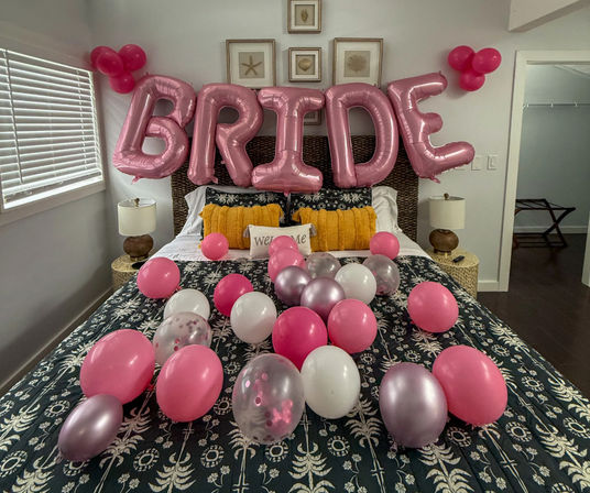 5 O'Clock Somewhere Decor Package: Balloons, Backdrop, Banner and More! image 3