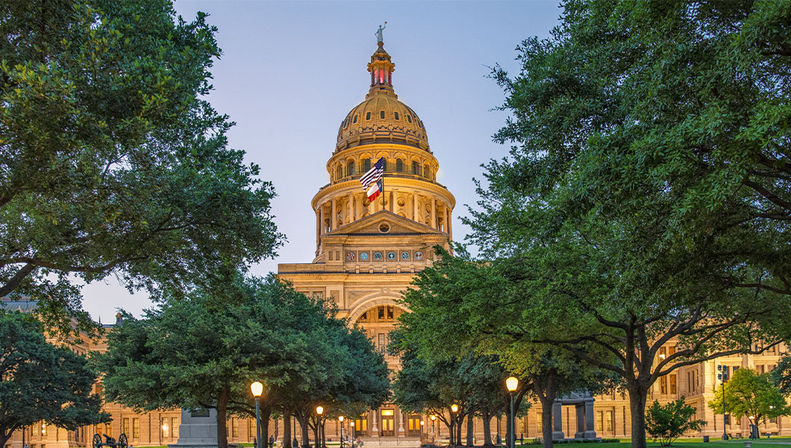 Scenic Austin Night Tour with Sunset Boat Cruise image 3