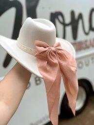Mobile Custom Hat Bar for Your Party image 10