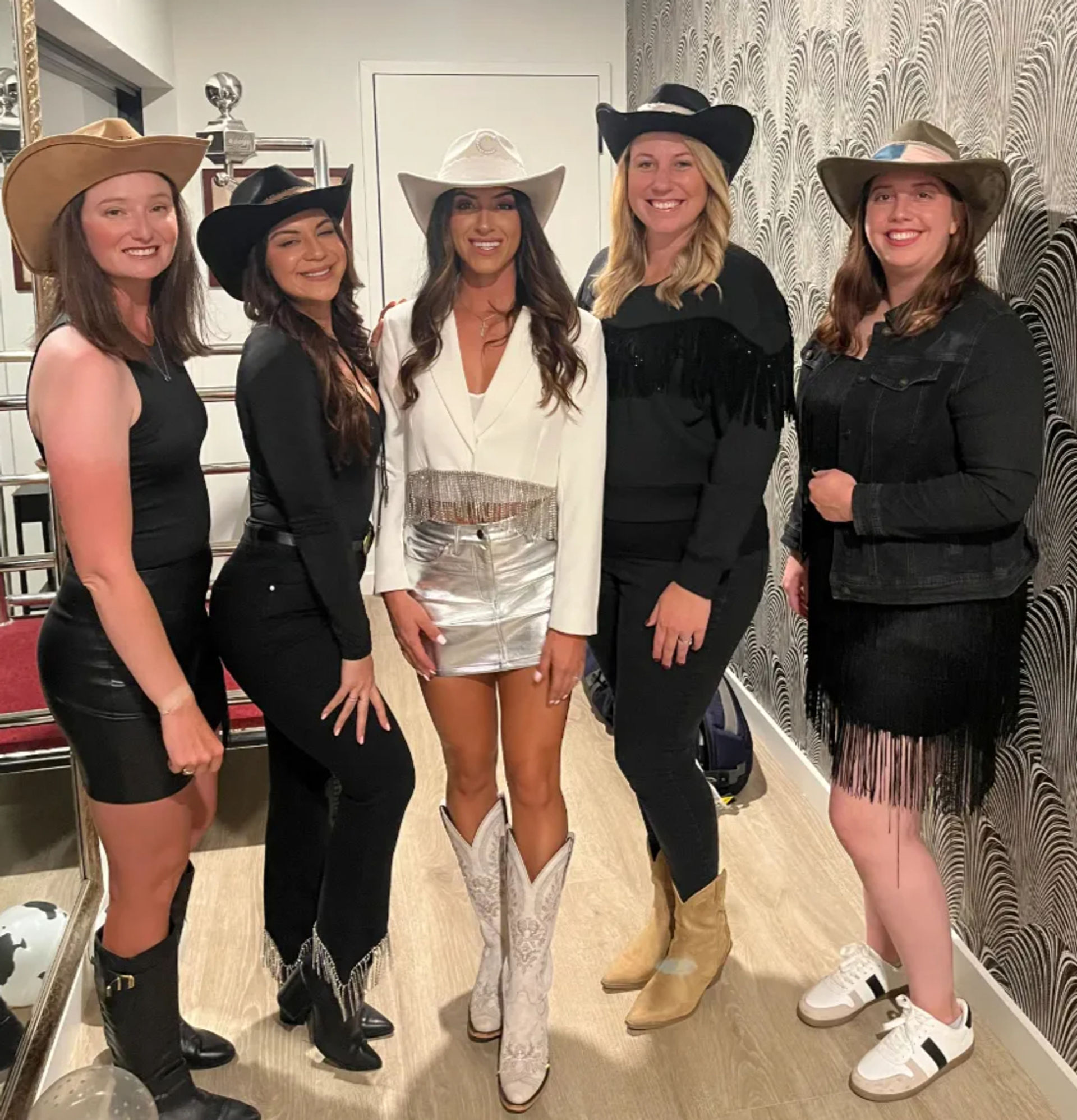 Mobile Custom Hat Bar for Your Party image 1
