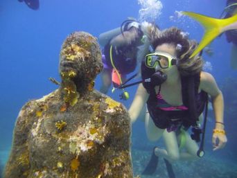 Scuba Diving Lesson and 1-2 Tank Dive at Cancun's Underwater Museum of Art (MUSA) image 3