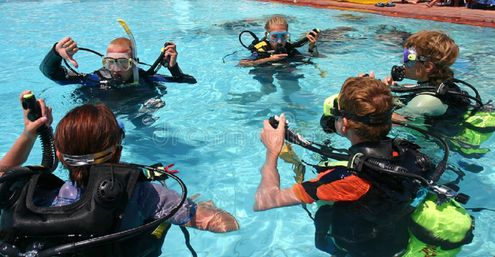 Scuba Diving Lesson and 1-2 Tank Dive at Cancun's Underwater Museum of Art (MUSA) image 5