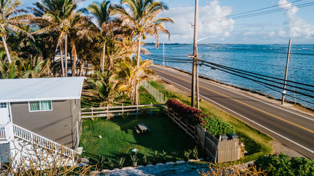 North Shore Group Getaway: Five 3-BR Units for Up to 50 Guests image 6