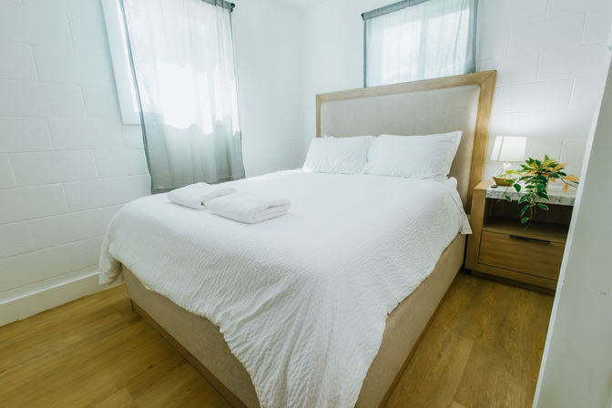 North Shore Group Getaway: Five 3-BR Units for Up to 50 Guests image 65