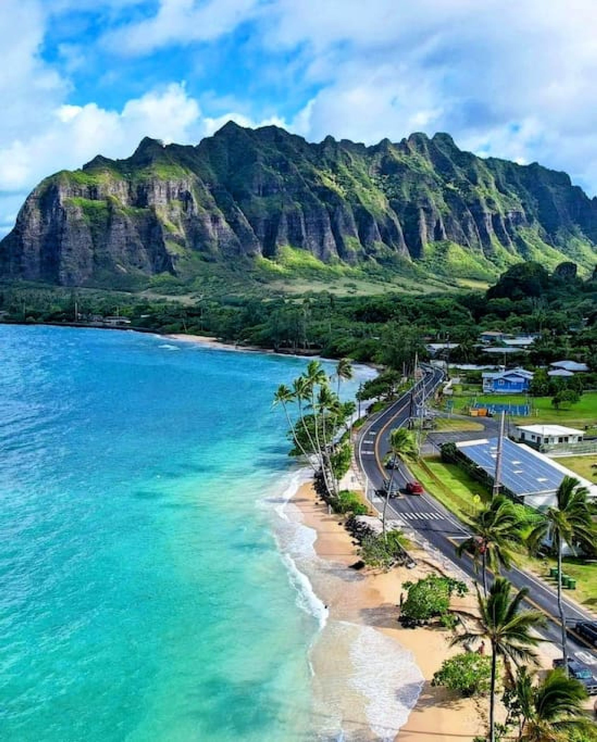 North Shore Group Getaway: Five 3-BR Units for Up to 50 Guests image 2