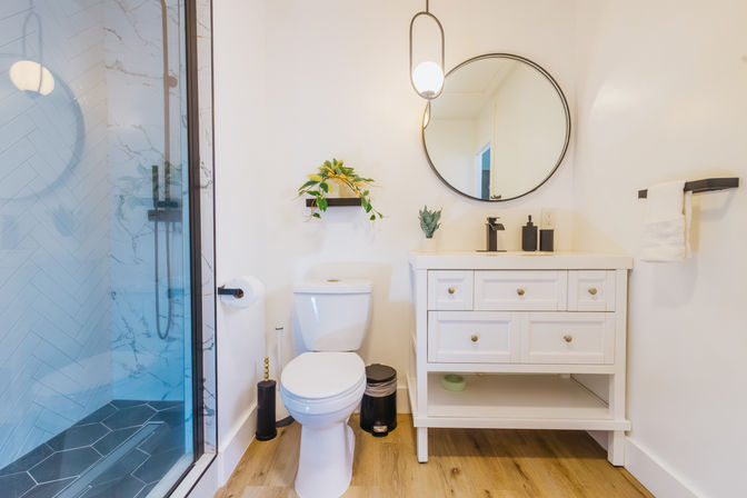 North Shore Group Getaway: Five 3-BR Units for Up to 50 Guests image 34