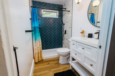 North Shore Group Getaway: Five 3-BR Units for Up to 50 Guests image 50