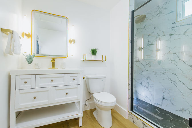 North Shore Group Getaway: Five 3-BR Units for Up to 50 Guests image 76
