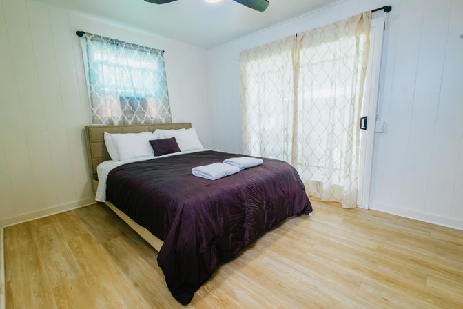 North Shore Group Getaway: Five 3-BR Units for Up to 50 Guests image 89