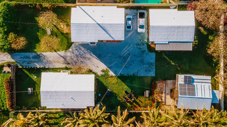 North Shore Group Getaway: Five 3-BR Units for Up to 50 Guests image 11