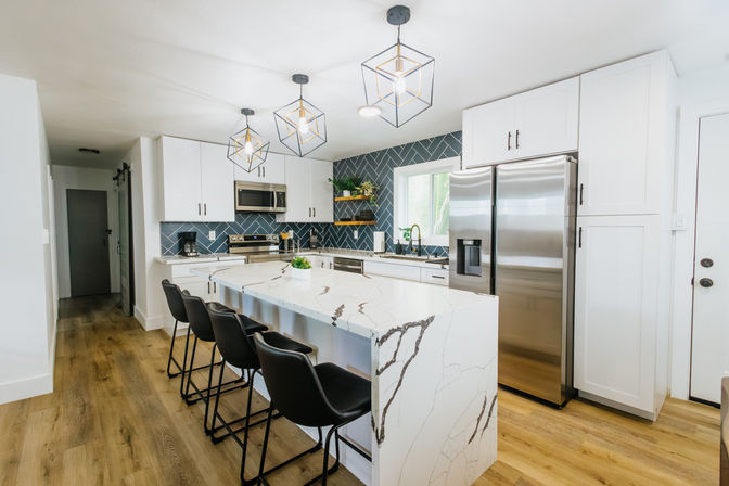 North Shore Group Getaway: Five 3-BR Units for Up to 50 Guests image 30