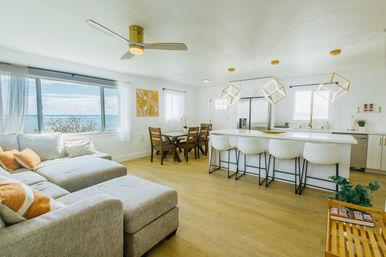 North Shore Group Getaway: Five 3-BR Units for Up to 50 Guests image 70