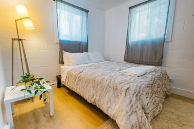 North Shore Group Getaway: Five 3-BR Units for Up to 50 Guests image 67