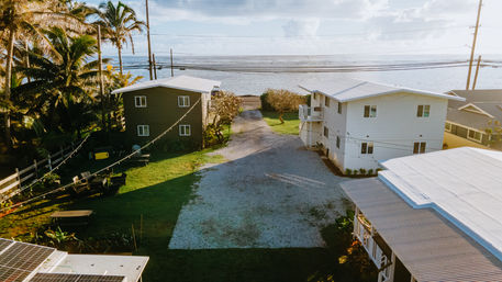 North Shore Group Getaway: Five 3-BR Units for Up to 50 Guests image 13