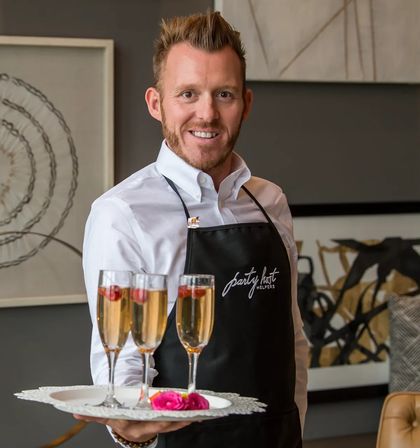 Houston Party Host Helpers: Bartending, Cleanup, Party and Decor Setup, and more image 5
