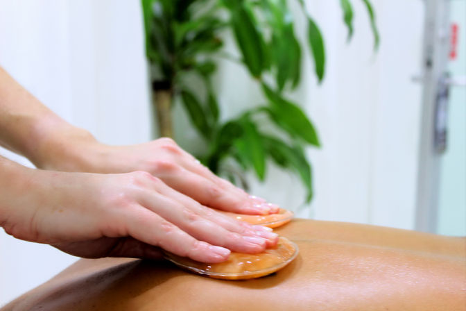Hot Stones Massage, Aromatherapy, Deep Tissue & Stretching Massage image 8