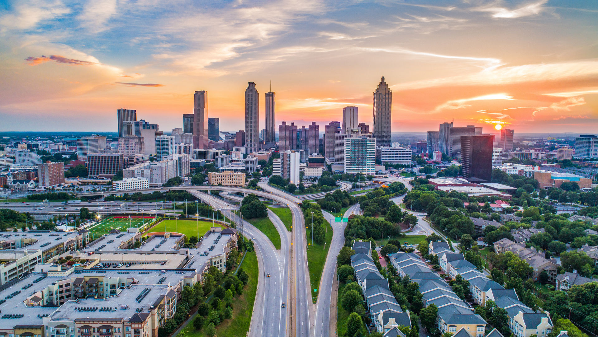 Atlanta Helicopter Tours: A Memorable Scenic Adventure image 1