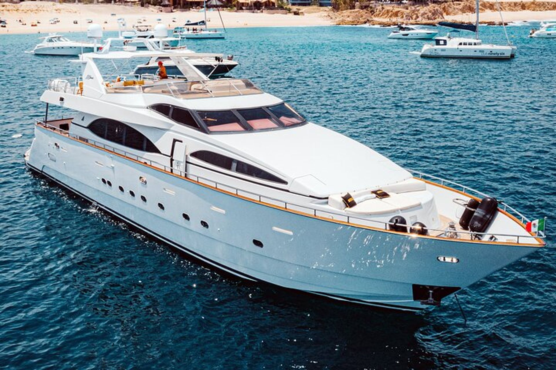 All-Inclusive Luxury Yacht Charter: Number Juan 100ft Azimut image 1
