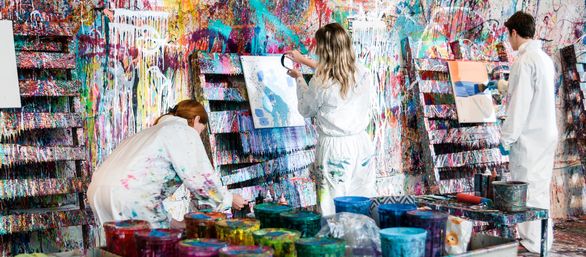 Colorful Chaos: Splatter Bash with Party Room, Canvases & Gear image 4