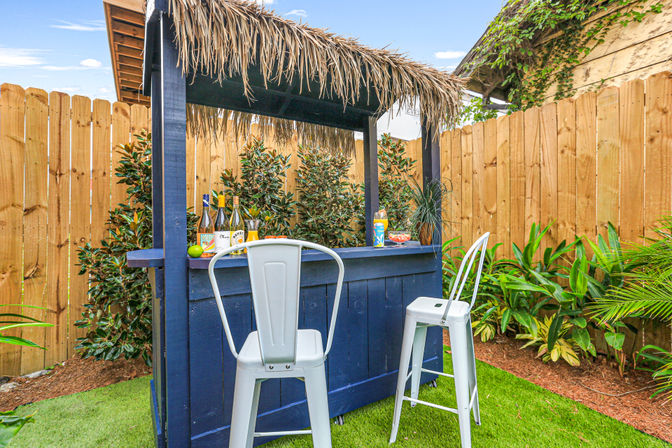 Private Paradise: Contemporary Art, Tiki Bar, Private Heated Pool & Hot Tub  image 67